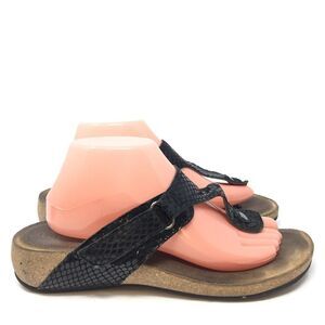 Taos Lucy Black animal Print Leather Thong Sandal Women Size 11 11.5 Comfort